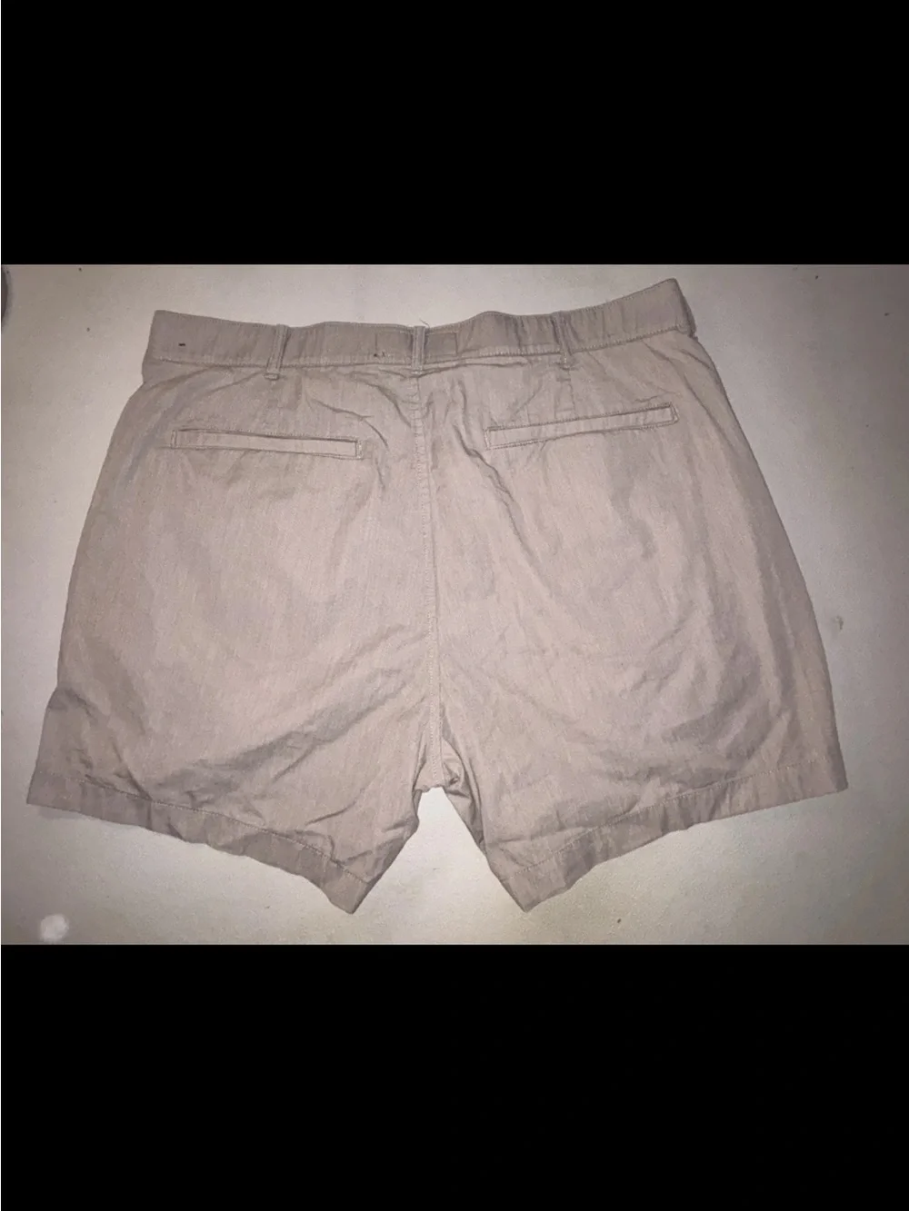Abercrombie & Fitch Men’s Stretch All Day Shorts Khaki Size 36 7” Inseam Preppy